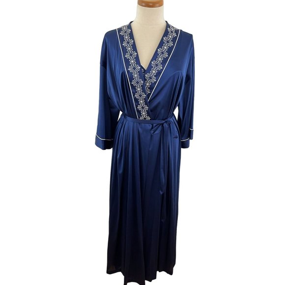 Vintage Vanity Fair Women's L Petite Nightgown & Robe Set Peignoir 2pc Nylon